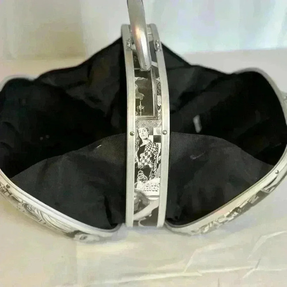 Vintage Travel Train Makeup case with claw closure - Picture 4 of 8